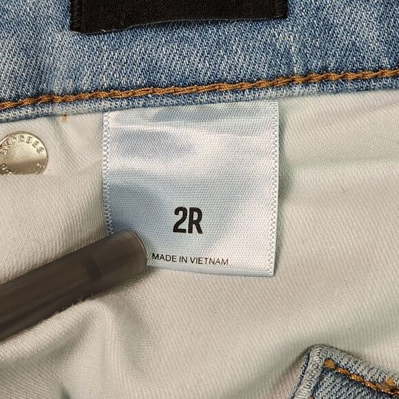 EXPRESS Jeans Womens 2R Flare Super High Rise Light Wash Zip Front Blue NWT - Picture 8 of 8